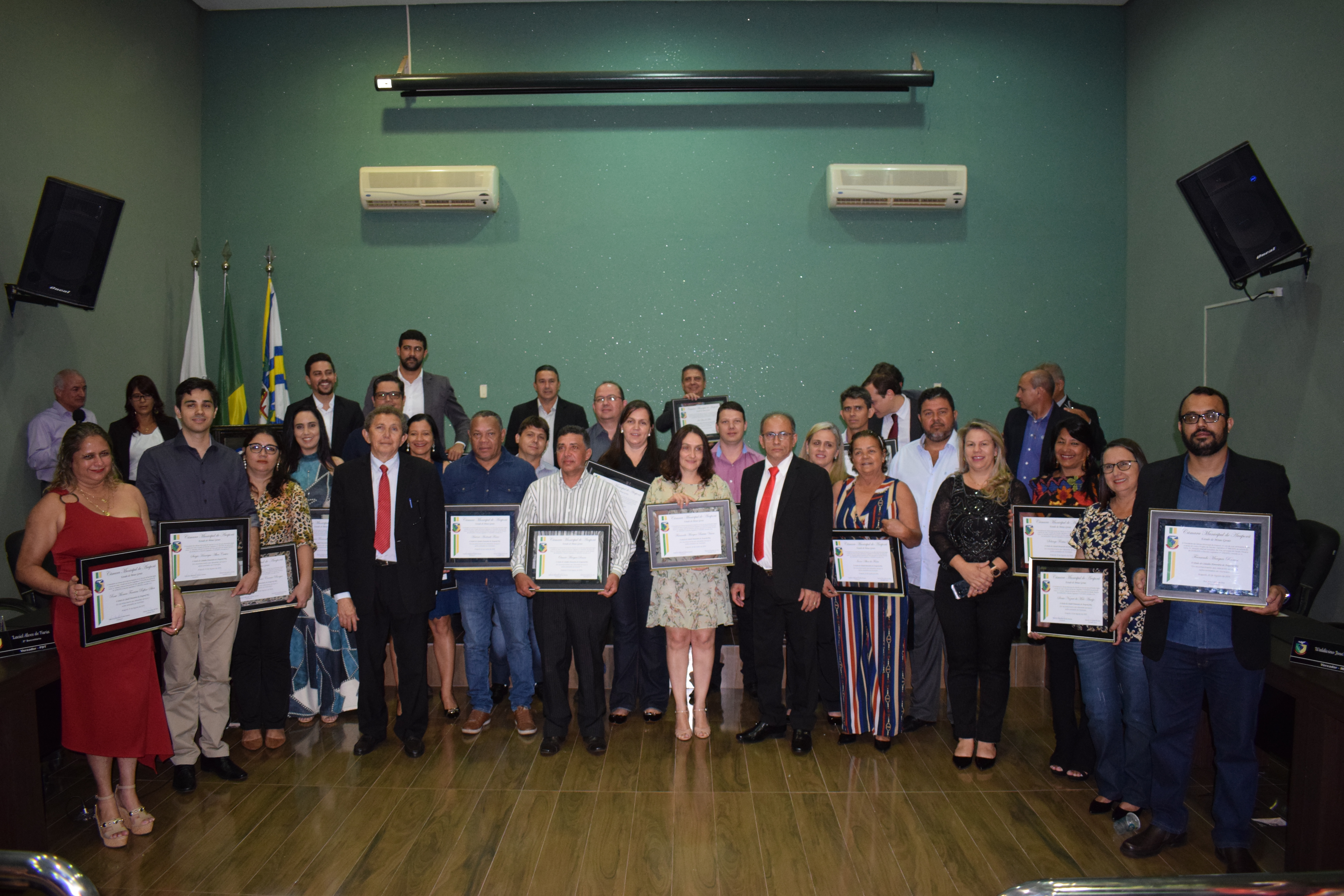 Entrega de Título Cidadão Honorário de Araporã-MG em 19/08/2019